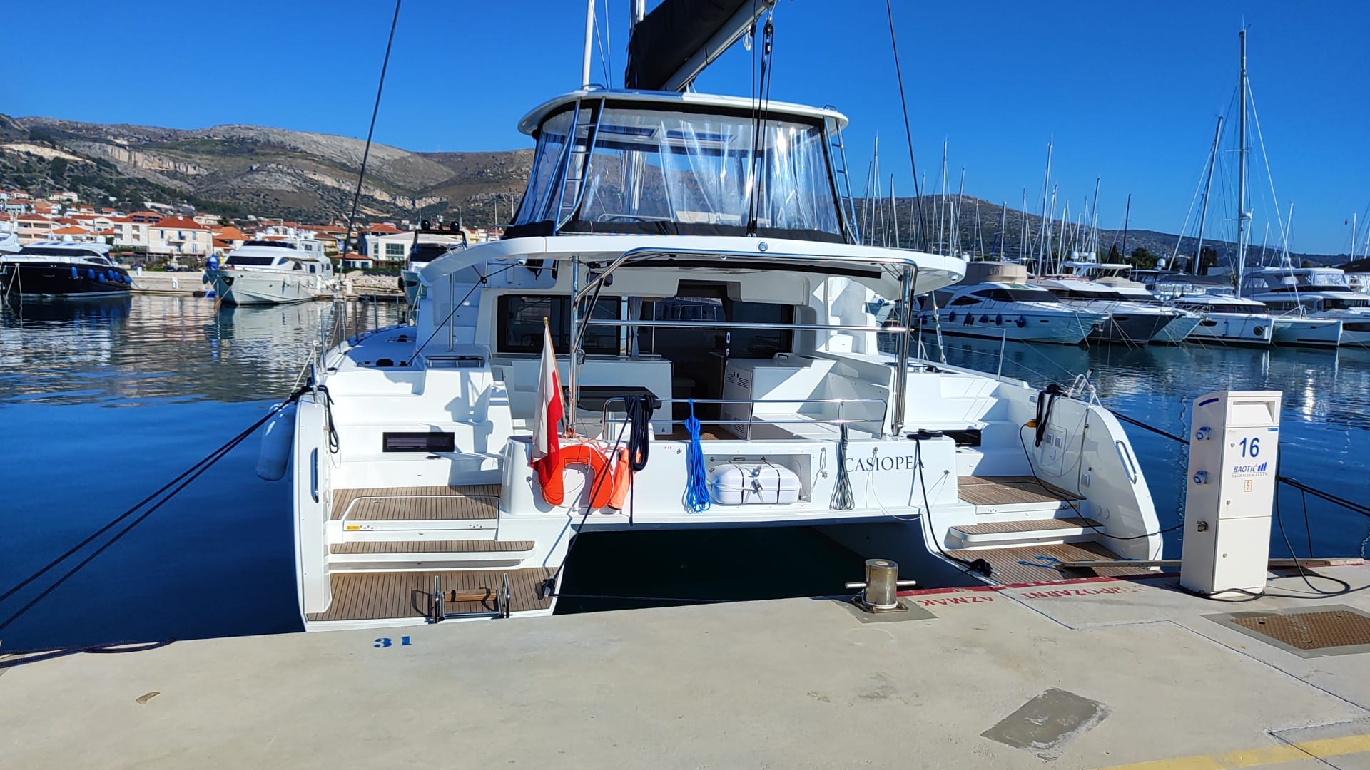 Photo #3 - Lagoon 46 - 4 + 2 cab. (Casiopea) in Trogir - 42251