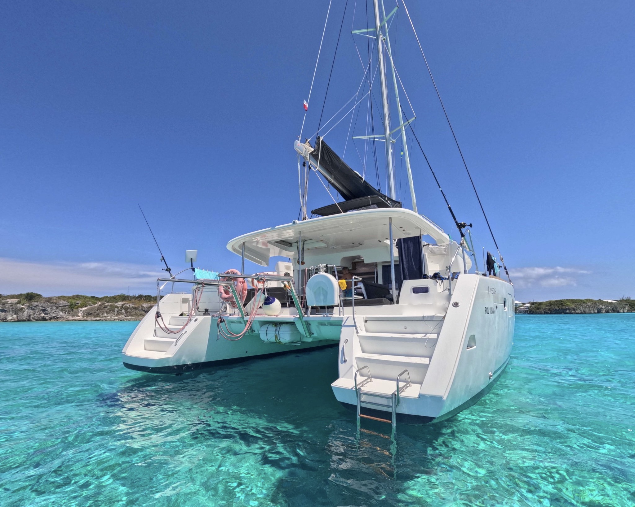 Photo #1 - Lagoon 450 F - 4 + 1 cab. (EmoSEAon) in Lefkada - 42262