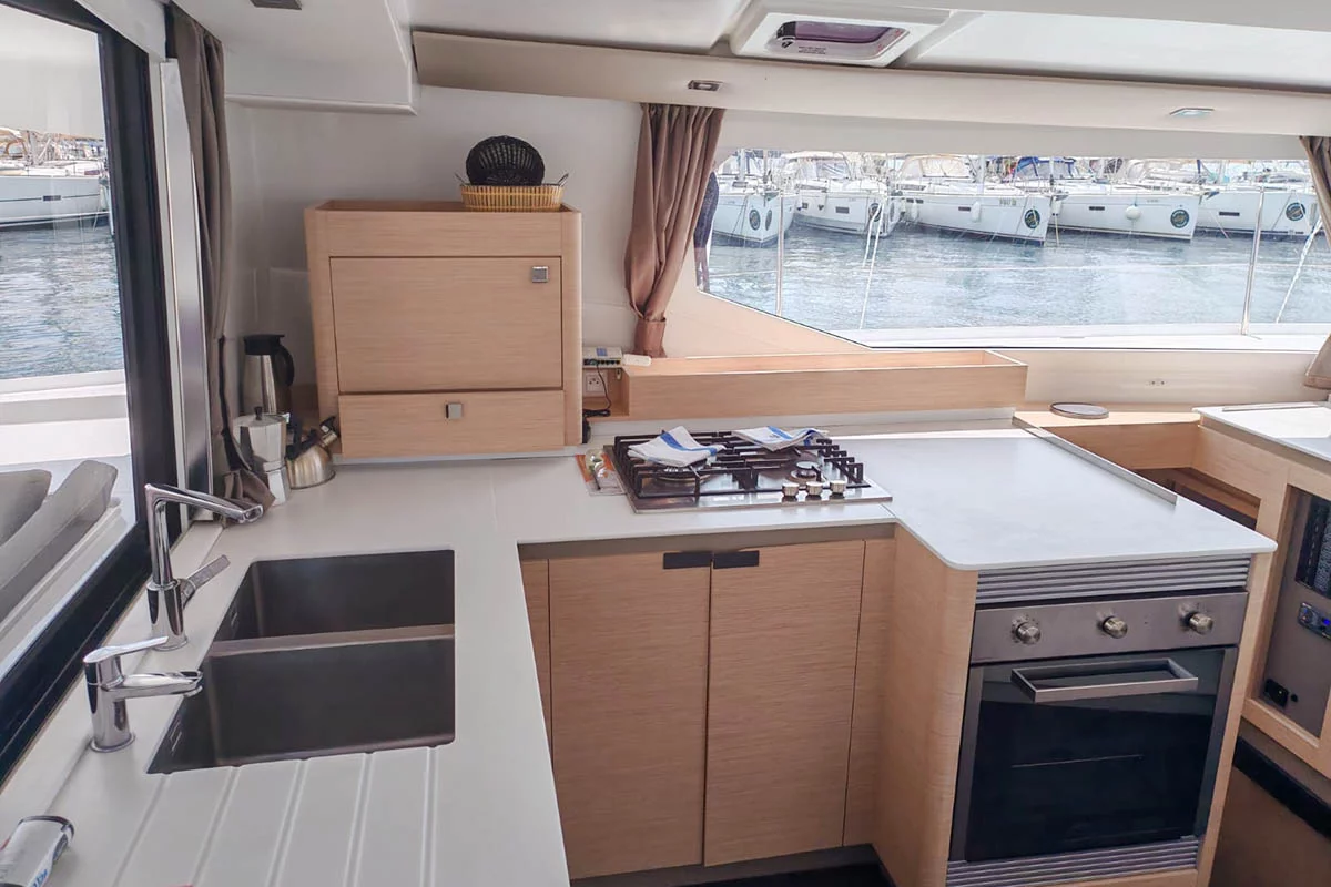 Fountaine Pajot Tanna 47 - 5 + 1 cab. (Mateta II)  - 8
