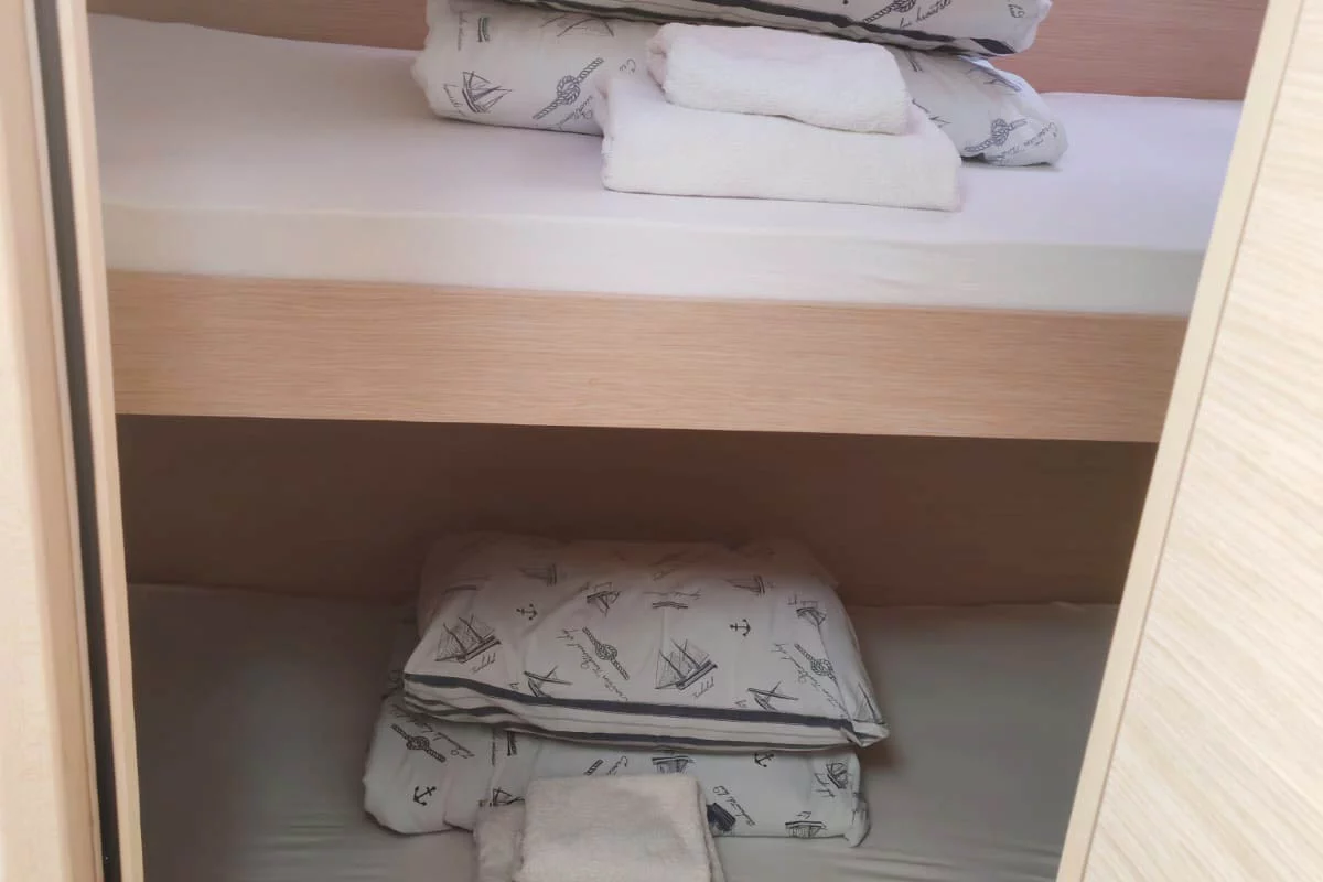 Fountaine Pajot Tanna 47 - 5 + 1 cab. (Mateta II)  - 12