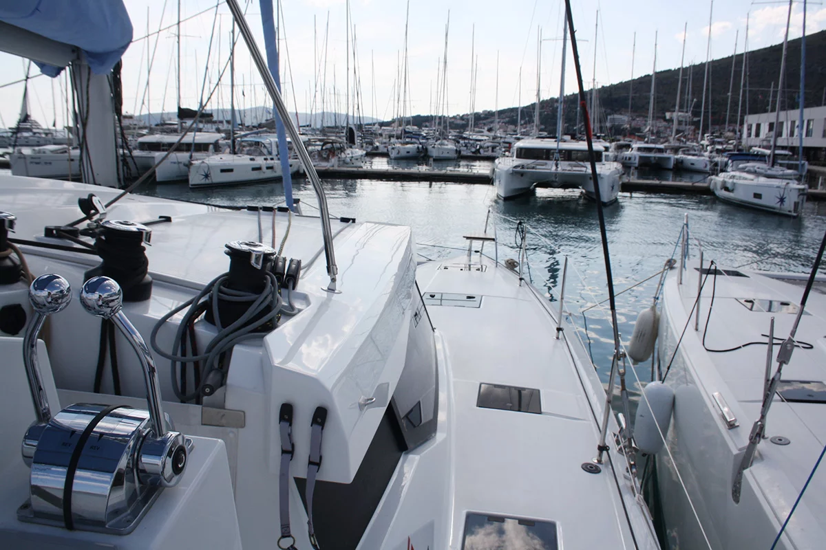 Fountaine Pajot Astrea 42 (Mae Fee)  - 4