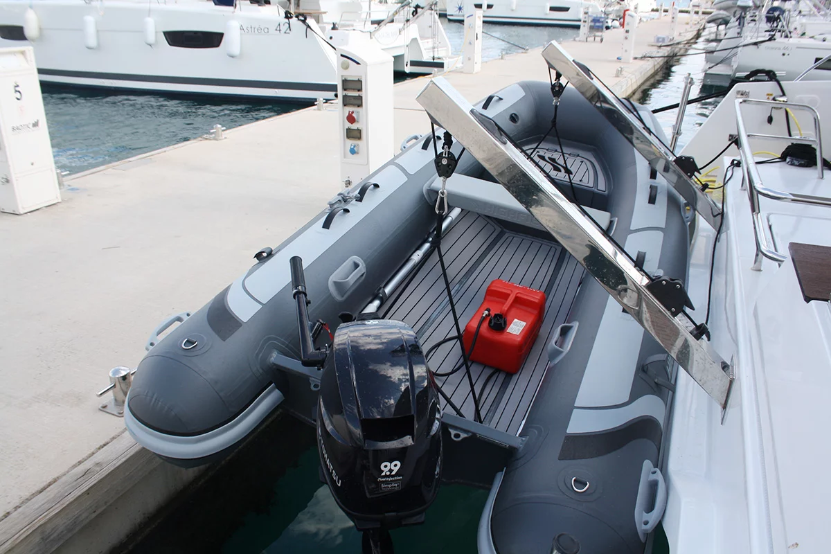 Fountaine Pajot Astrea 42 (Mae Fee)  - 11