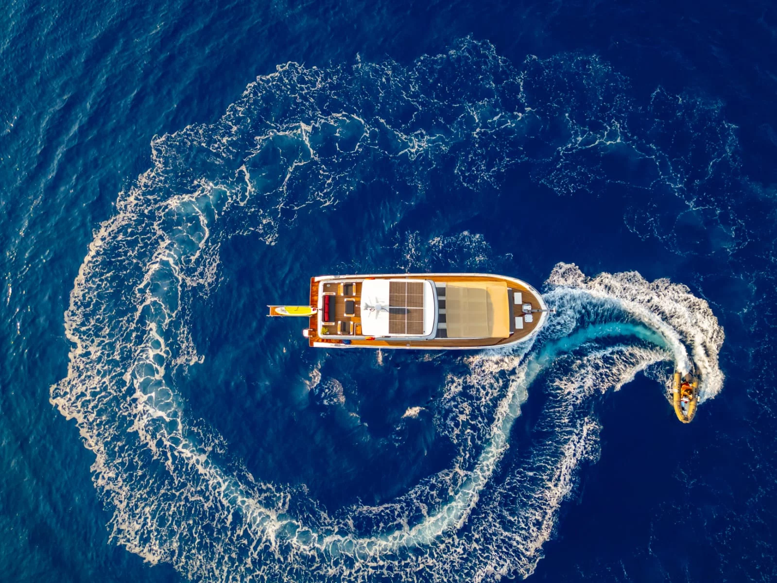 Kaan Bey Trawler (Kaan Bey)  - 8