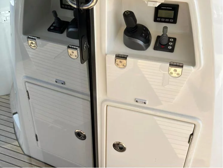 Prestige 520 Flybridge (Medusa)  - 7