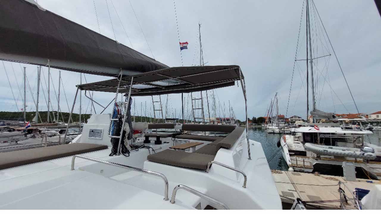 Photo #6 - Dufour 48 Catamaran - 5 + 1 cab. (Dreamland) in Split - 42297