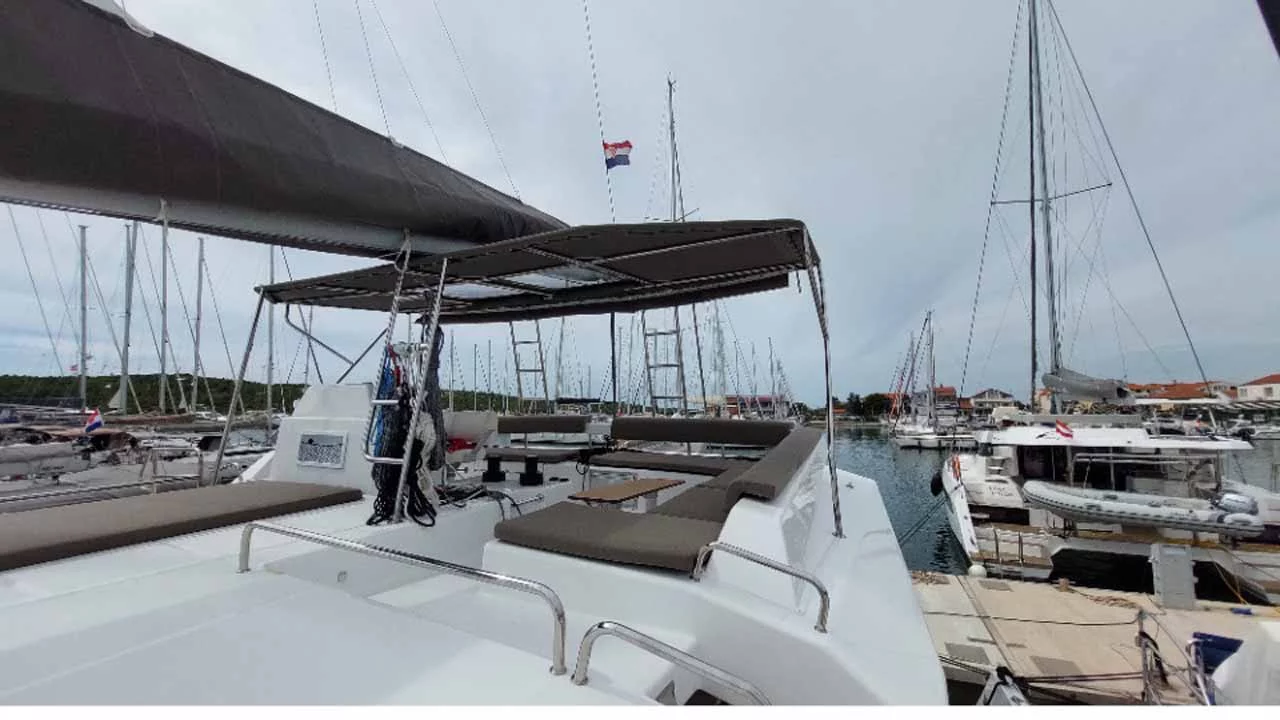 Dufour 48 Catamaran - 5 + 1 cab. (Dreamland)  - 5