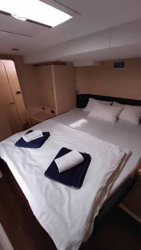 Dufour 48 Catamaran - 5 + 1 cab. (Dreamland)  - 18