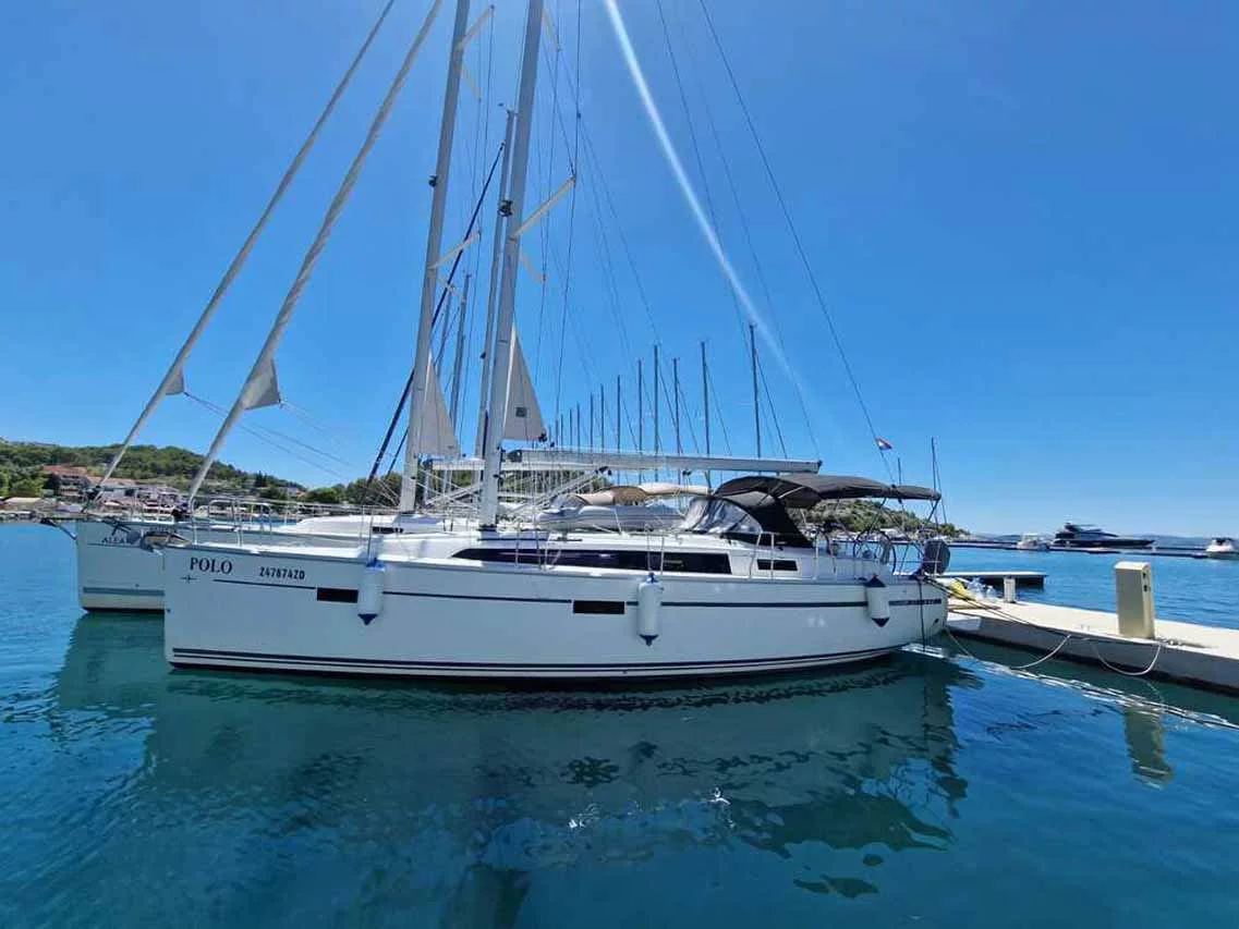 Bavaria Cruiser 37 - 3 cab. (Polo)  - 3