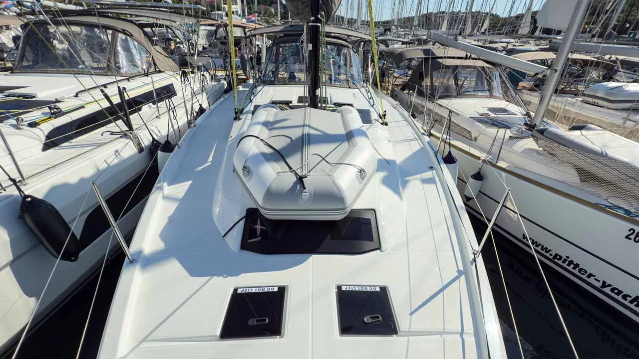 Dufour 41 Performance - 3 cab. (Nine to five)  - 6