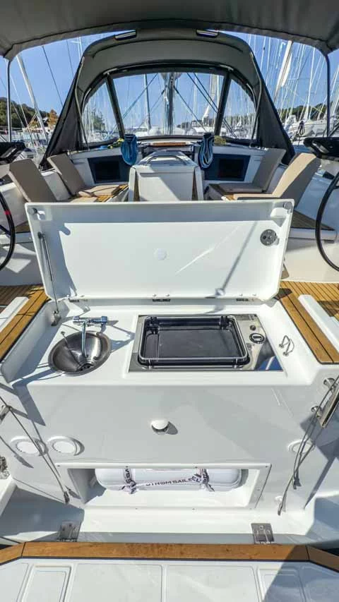 Dufour 41 Performance - 3 cab. (Nine to five)  - 7