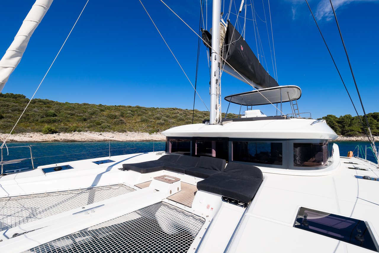 Photo #12 - Lagoon 51 OW - 4 + 1 cab. (Catwalk) in Kastela - 42315