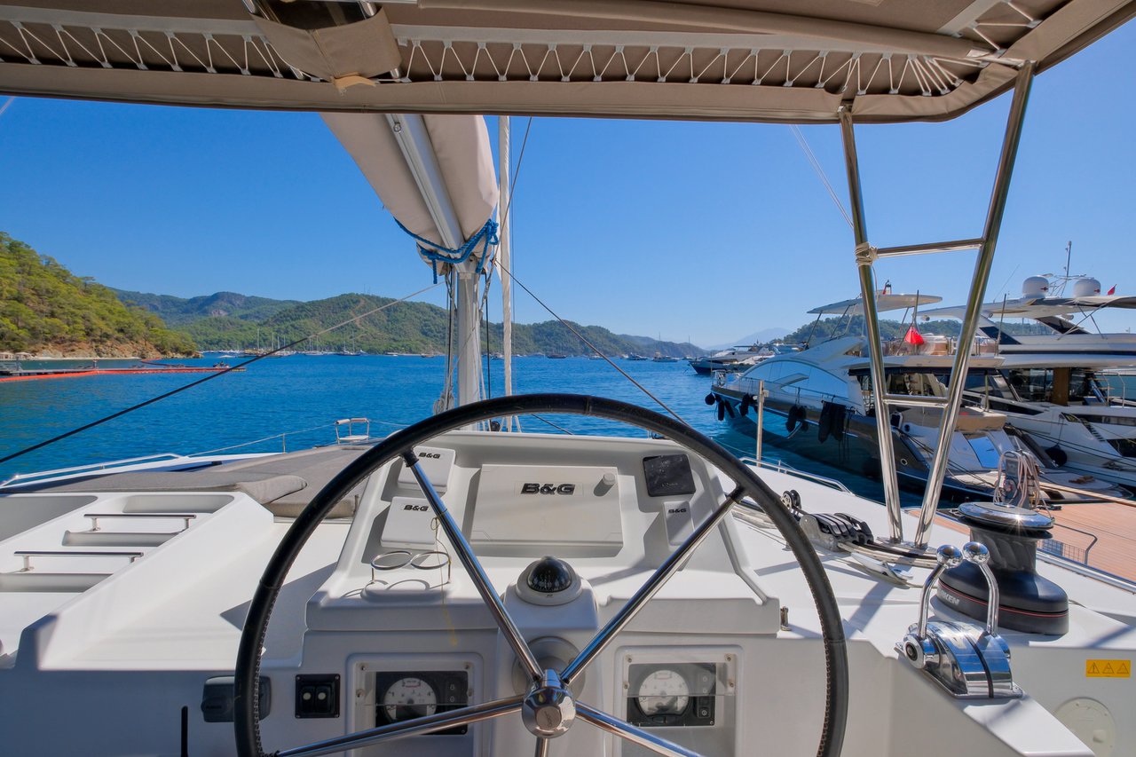 Photo #9 - Lagoon 450 F - 3 + 2 cab. (Kokopelli) en Gocek - 42317