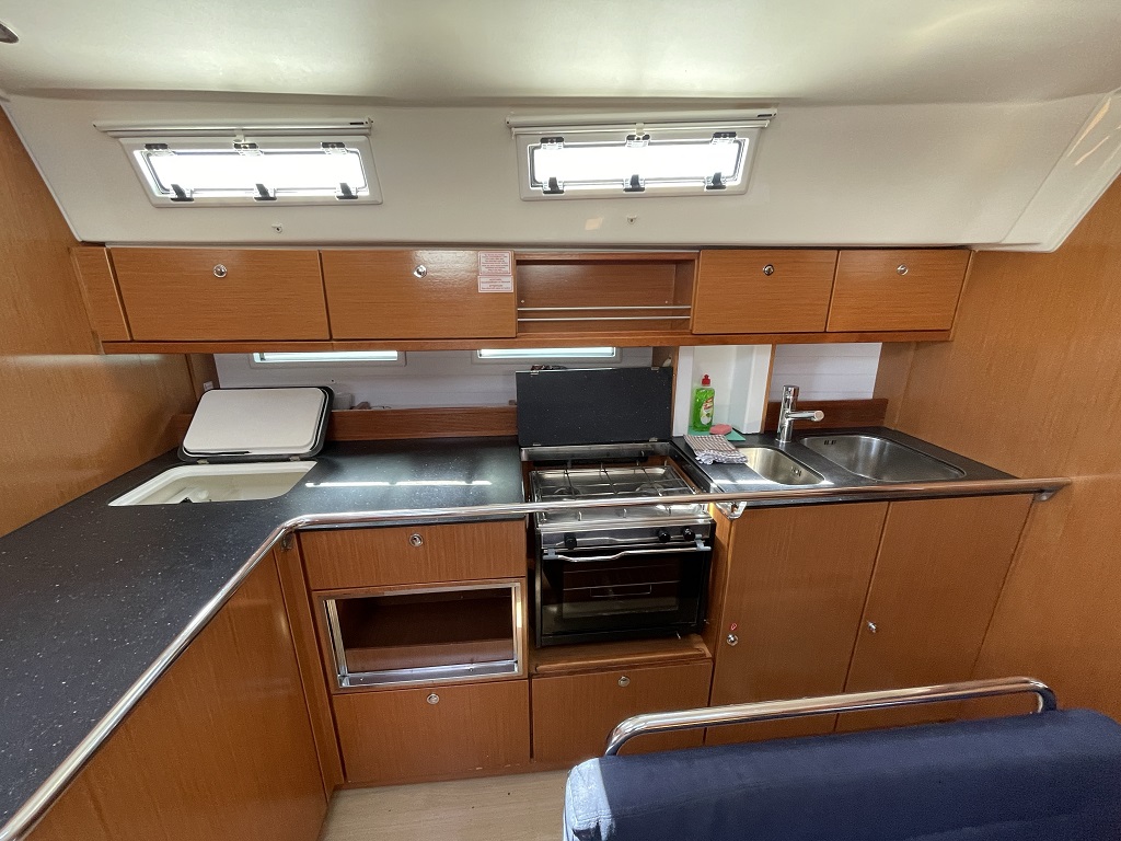 Photo #7 - Bavaria Cruiser 45 - 4 cab. (Sophia) in Sukosan - 42349