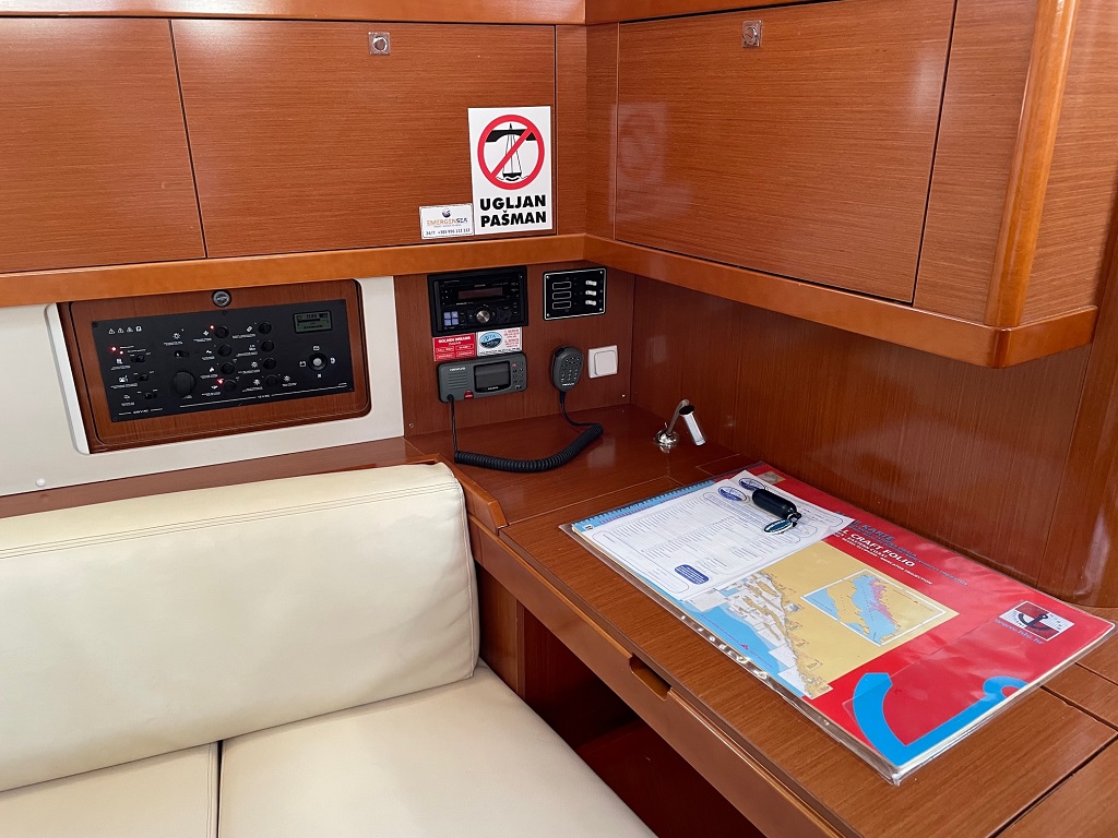 Photo #6 - Oceanis 45 - 4 cab. (Golden Dreams) en Sukosan - 42350