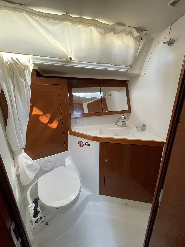 Oceanis 45 - 4 cab. (Golden Dreams)  - 26