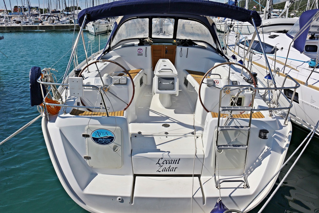 Photo #6 - Cyclades 43.4 (Levant) in Sukosan - 42353