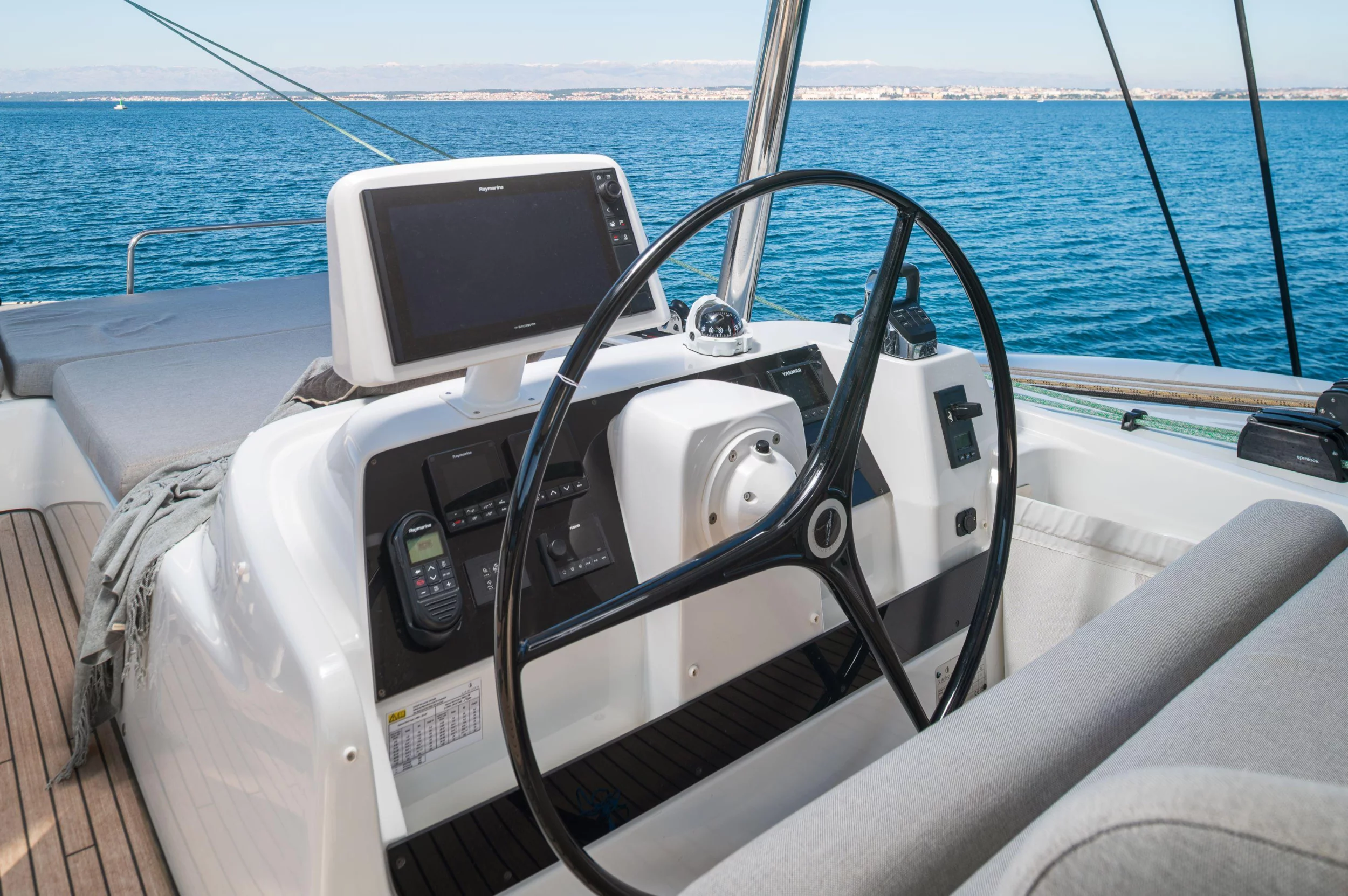 Lagoon 60 - 4 + 2 cab. (Diamond Diva)  - 27