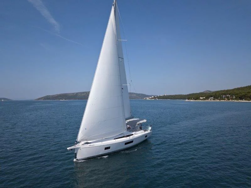 Oceanis 51.1 - 4 + 1 cab. (Miss Alice)  - 0