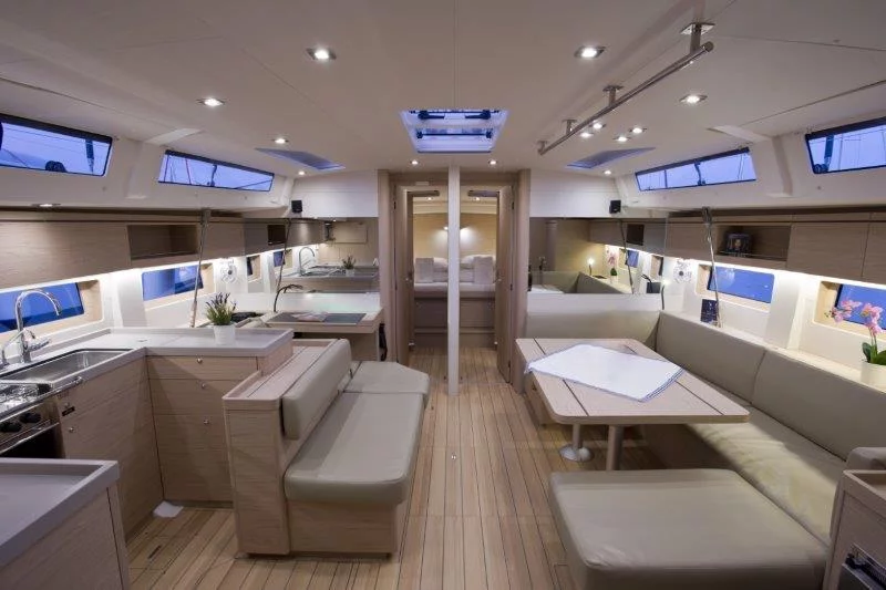 Oceanis 51.1 - 4 + 1 cab. (Miss Alice)  - 13