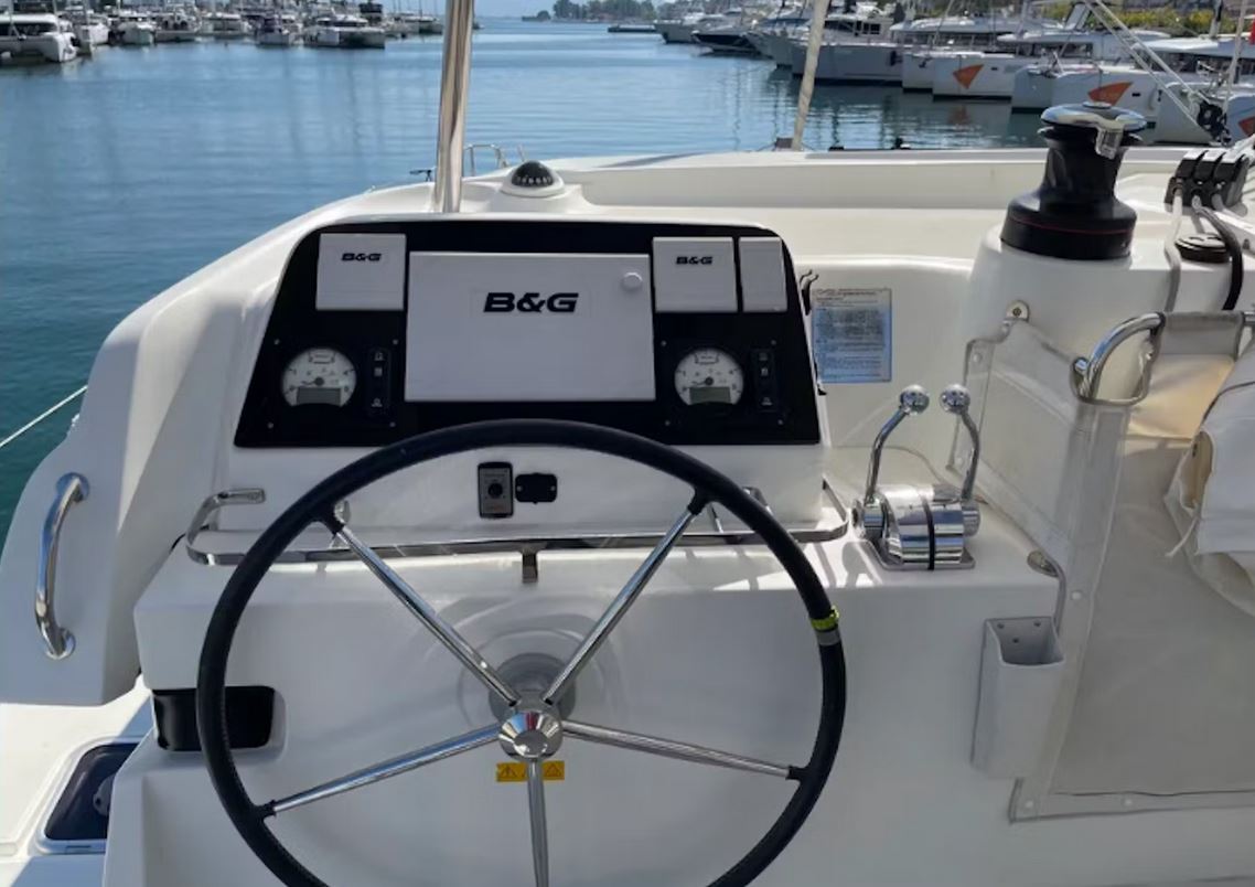 Photo #5 - Lagoon 42 - 4 + 2 cab. (Neptune) en Lavrion - 42383