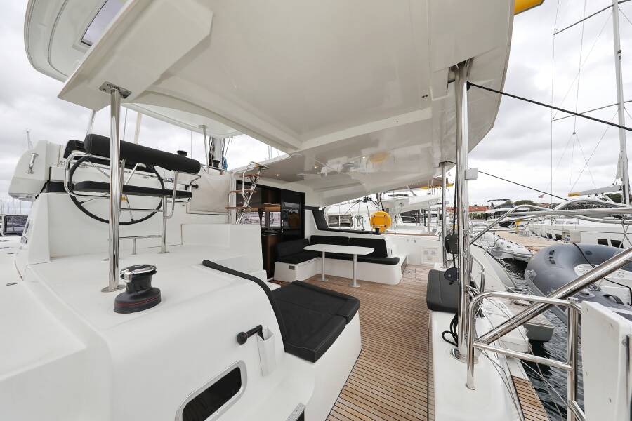 Photo #5 - Lagoon 42 - 4 + 2 cab. (Ice Cat) en Porto Rotondo - 42387