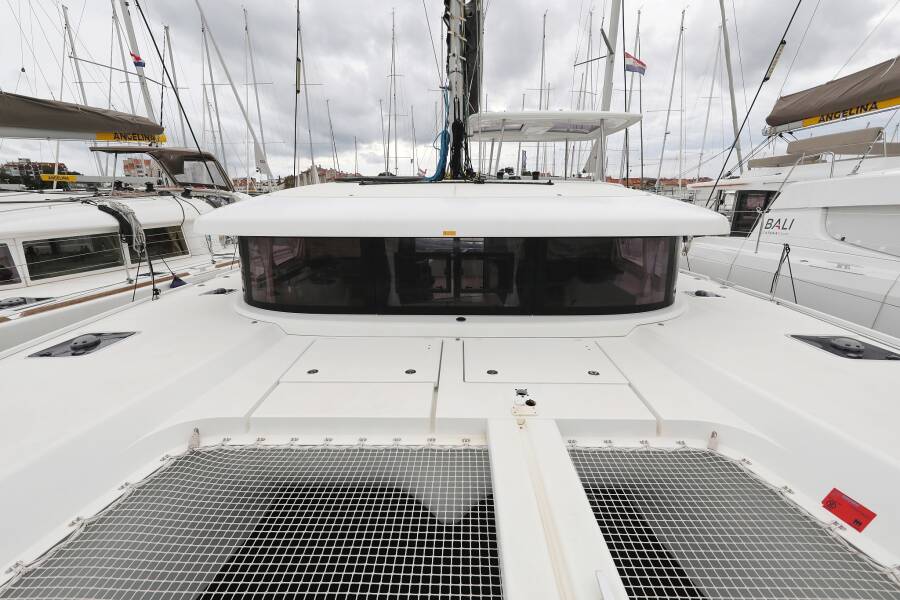 Photo #11 - Lagoon 42 - 4 + 2 cab. (Ice Cat) en Porto Rotondo - 42387