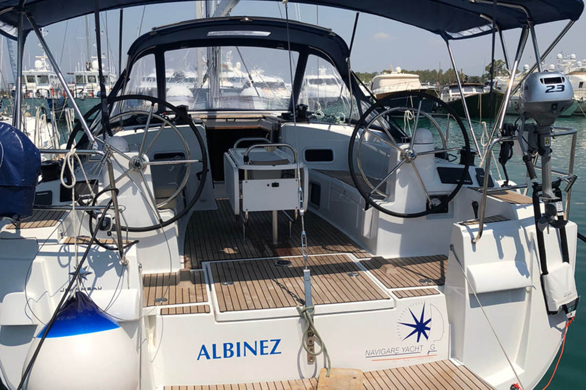 Photo #4 - Sun Odyssey 479 - 4 cab. (Albinez) in Elliniko - 42428