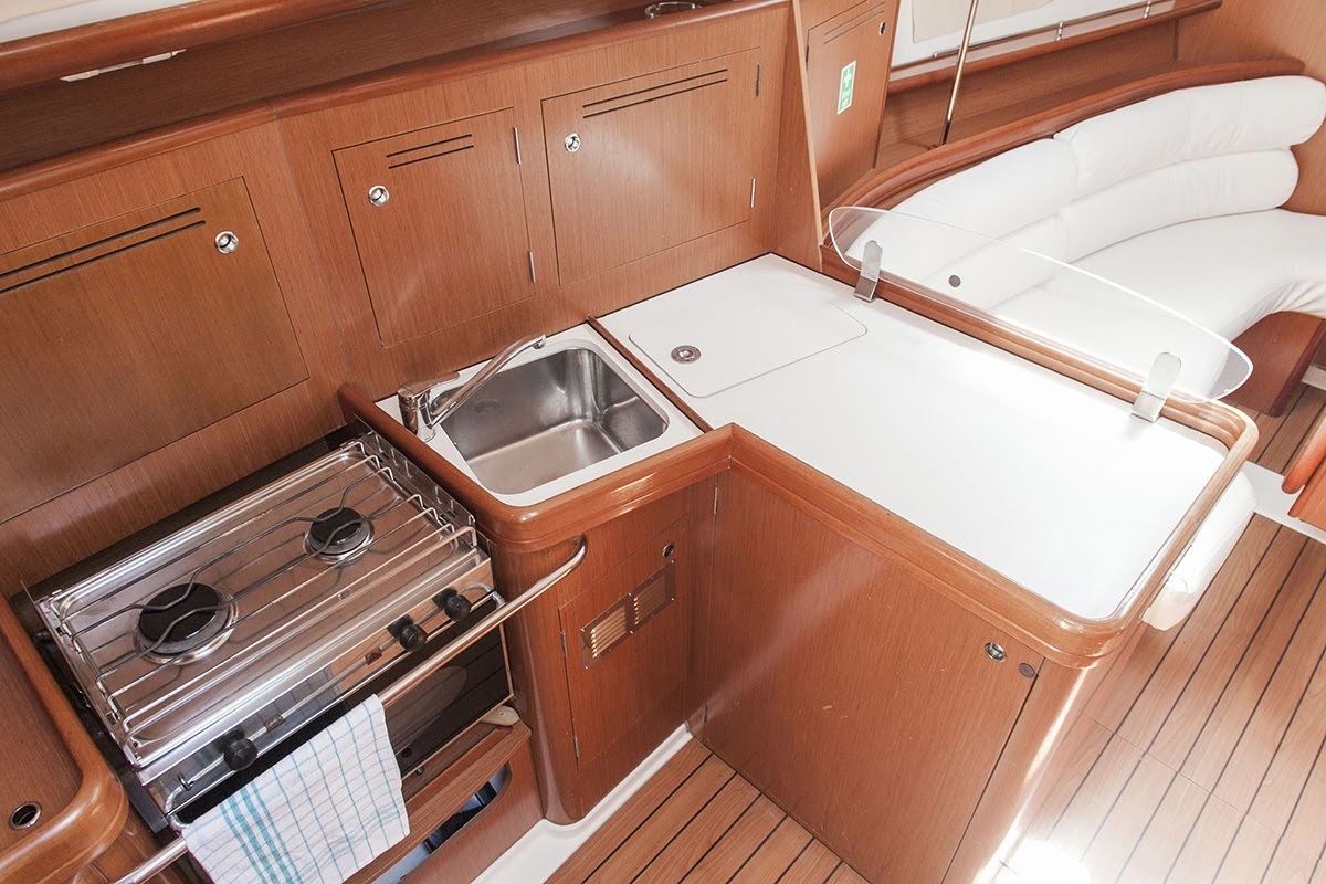Photo #11 - Oceanis Clipper 343 (Ariadne) in Preveza - 42429