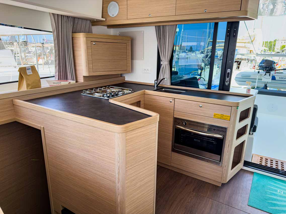 Photo #13 - Lagoon 42 Millenium (Zoe) in Pula - 42449