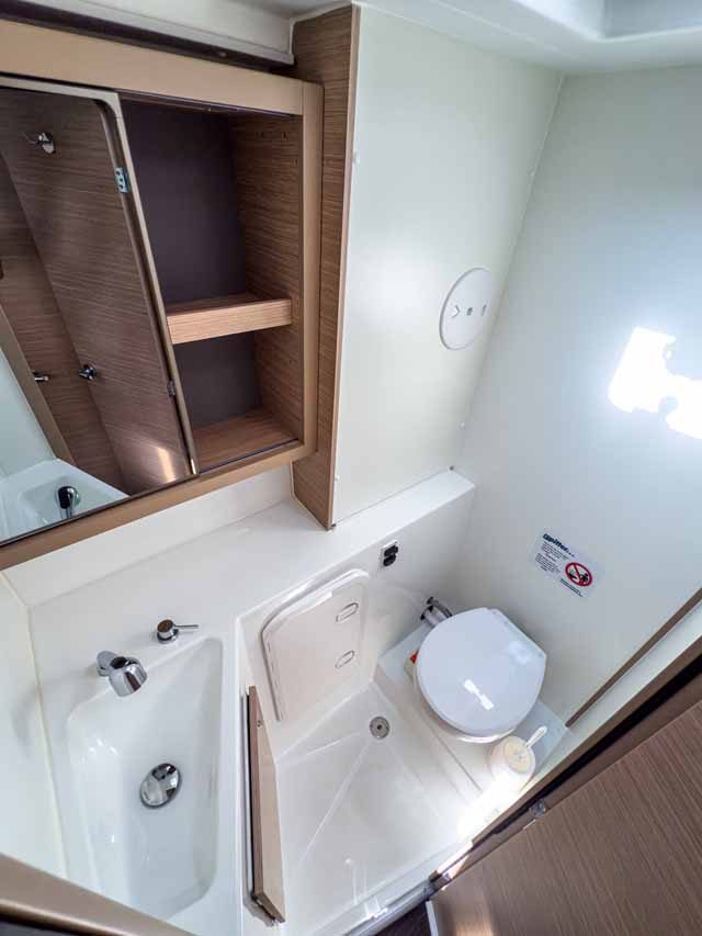 Photo #22 - Lagoon 42 Millenium (Zoe) in Pula - 42449