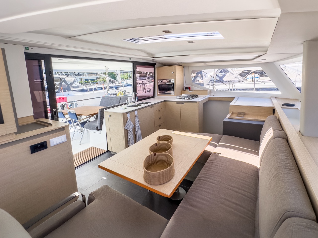 Photo #13 - Fountaine Pajot Isla 40 - 4 cab. (Portofino) in Fethiye - 42454