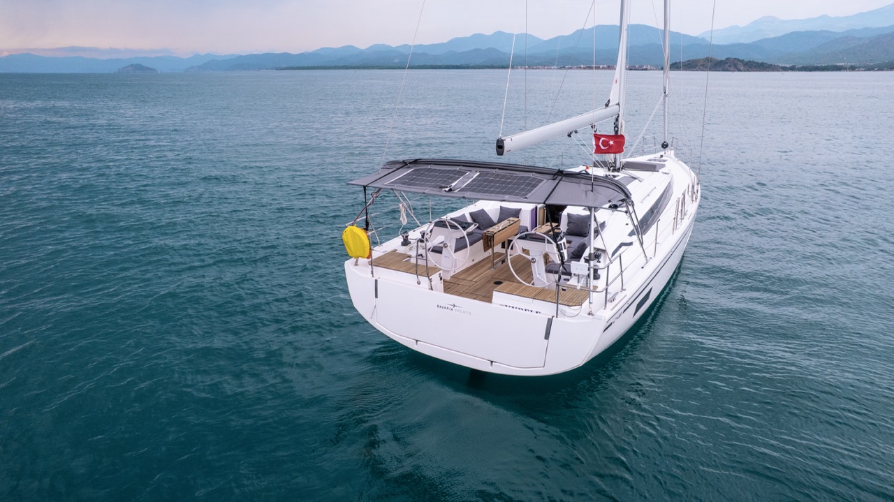 Photo #5 - Bavaria C46 - 4 cab. (Kybele) in Fethiye - 42455