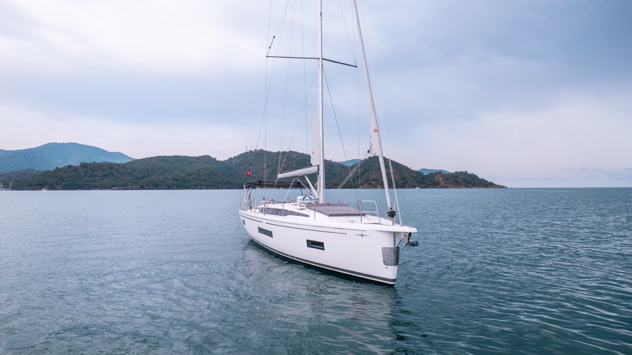 Photo #6 - Bavaria C46 - 4 cab. (Kybele) in Fethiye - 42455