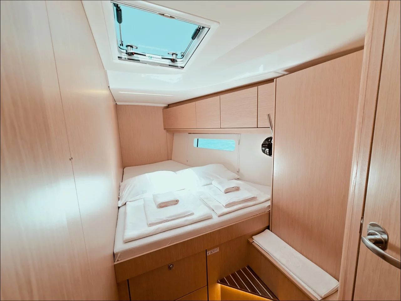 Bavaria C46 - 4 cab. (Kybele)  - 18