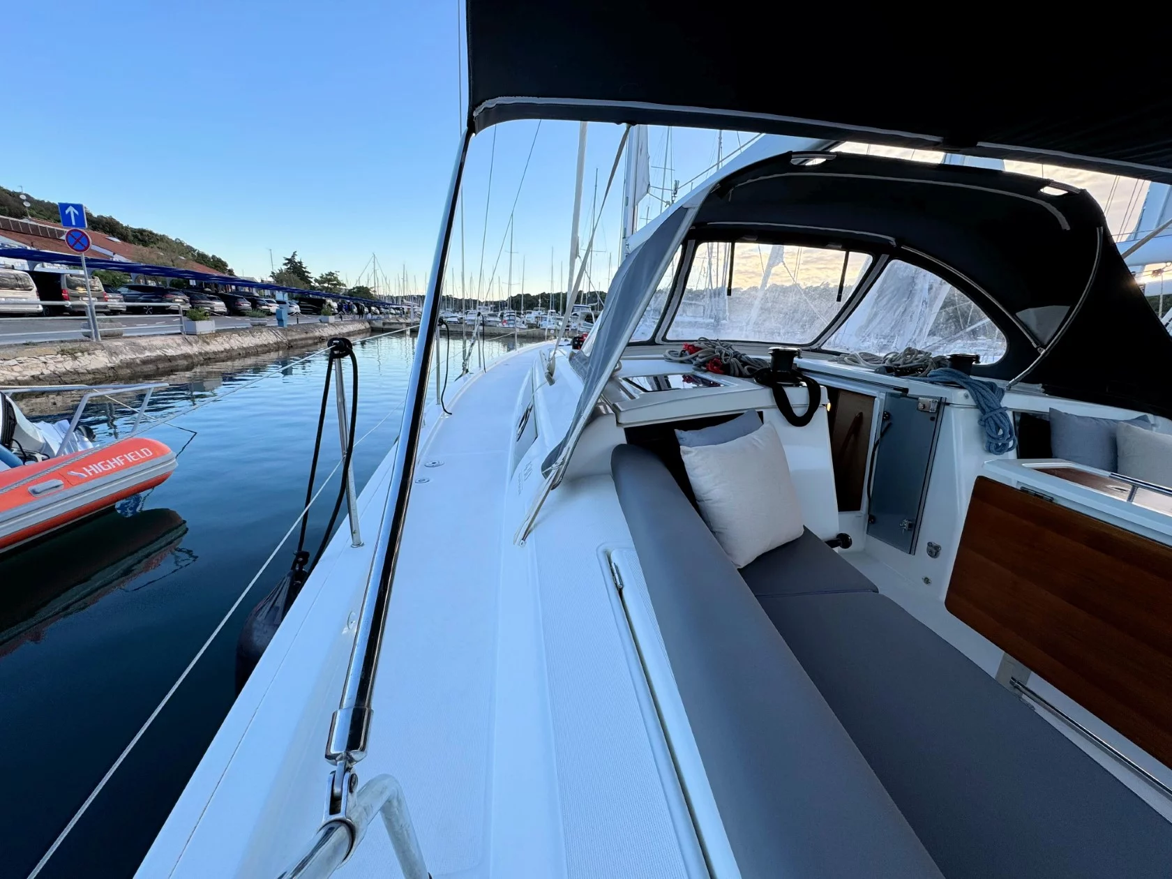 Dufour 430 GL (Levan)  - 15