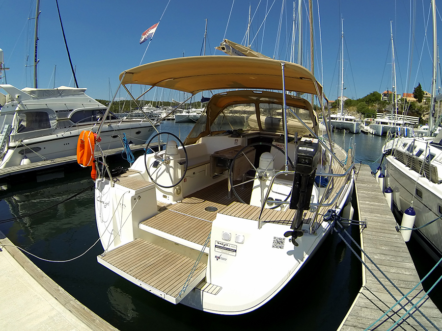 Photo #4 - Dufour 375 GL (China Girl) in Sibenik - 42589