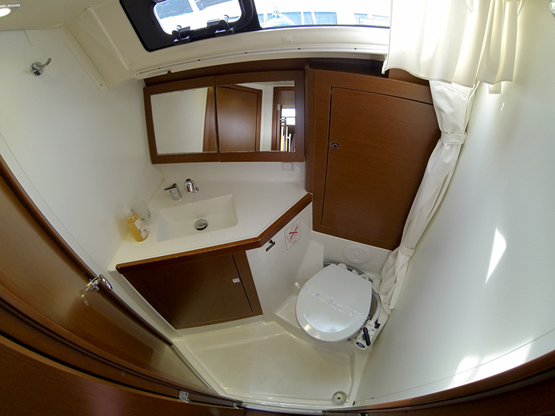 Photo #24 - Oceanis 45 - 4 cab. (Neška II) en Sibenik - 42600