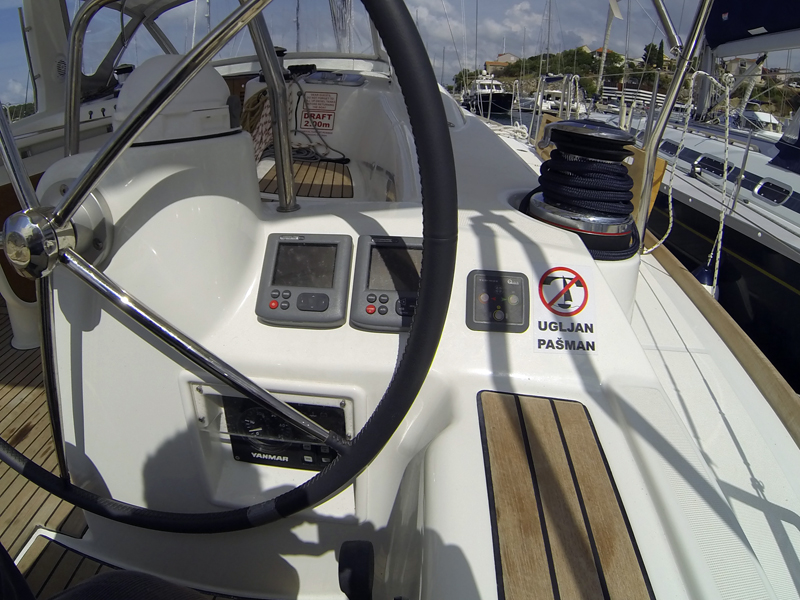 Photo #8 - Oceanis 50 - 5 + 1 cab. (Pika II) en Sibenik - 42601
