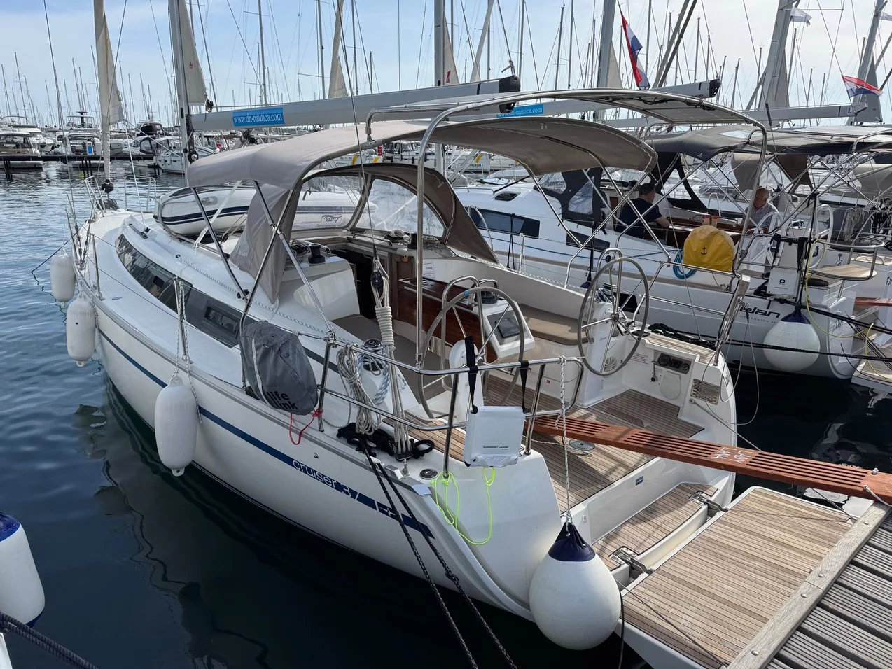Bavaria Cruiser 37 - 3 cab. (Lady Lana)  - 10