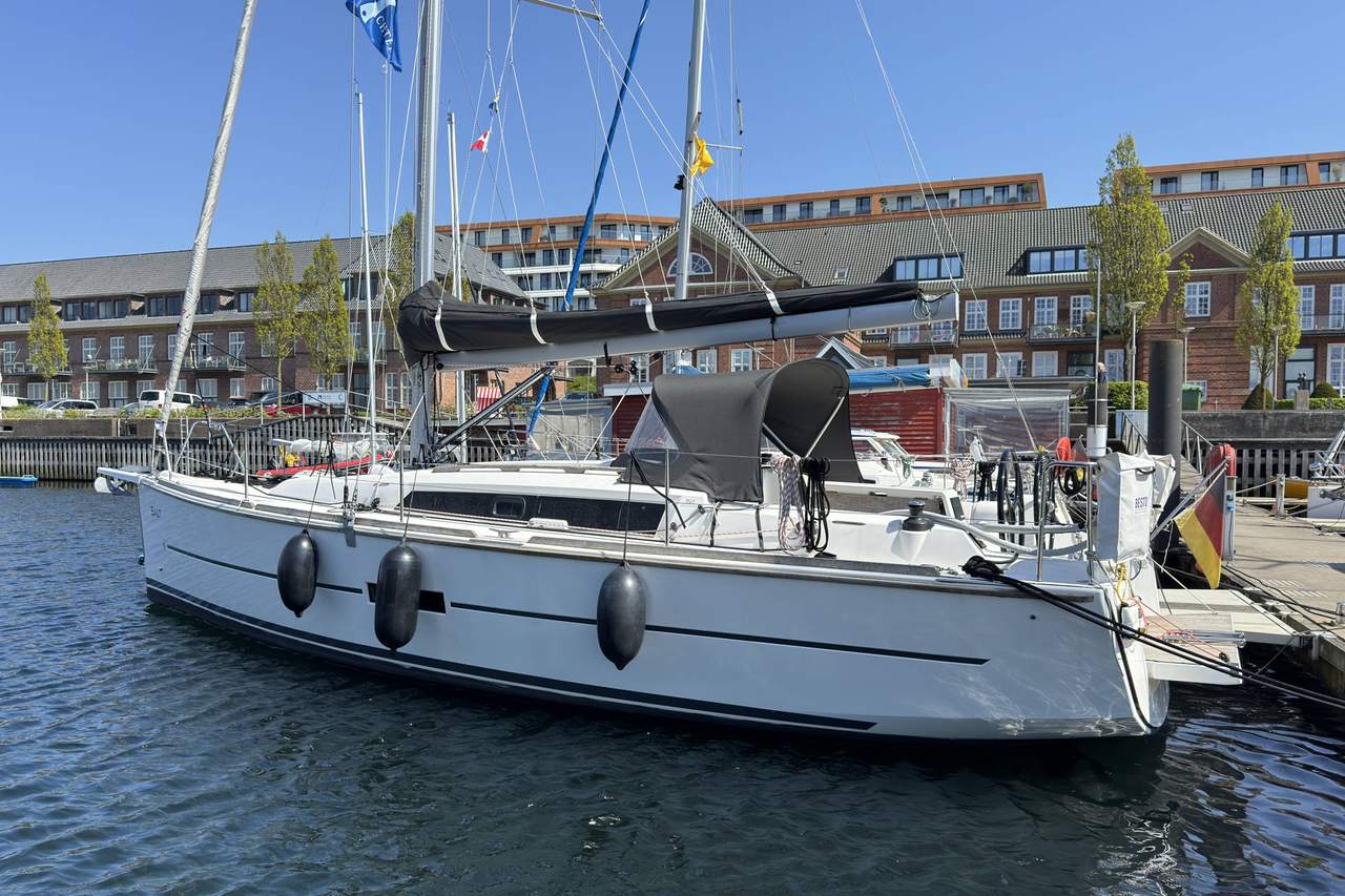 Photo #7 - Dufour 350 GL (Salt) in Flensburg - 42651