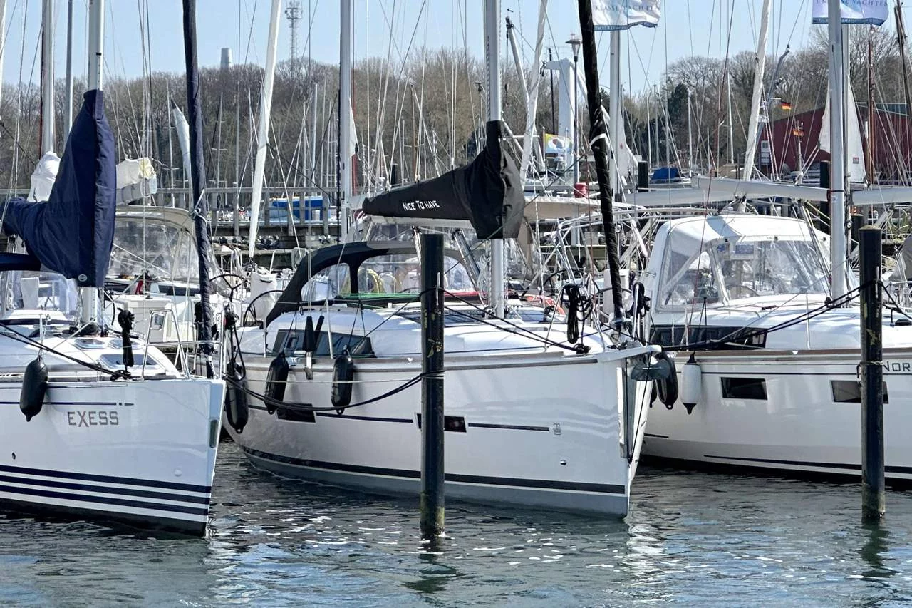Dufour 382 GL (Nice to Have)  - 3