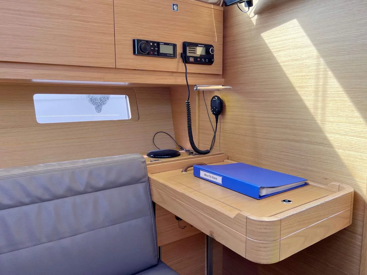 Dufour 382 GL (Nice to Have)  - 15