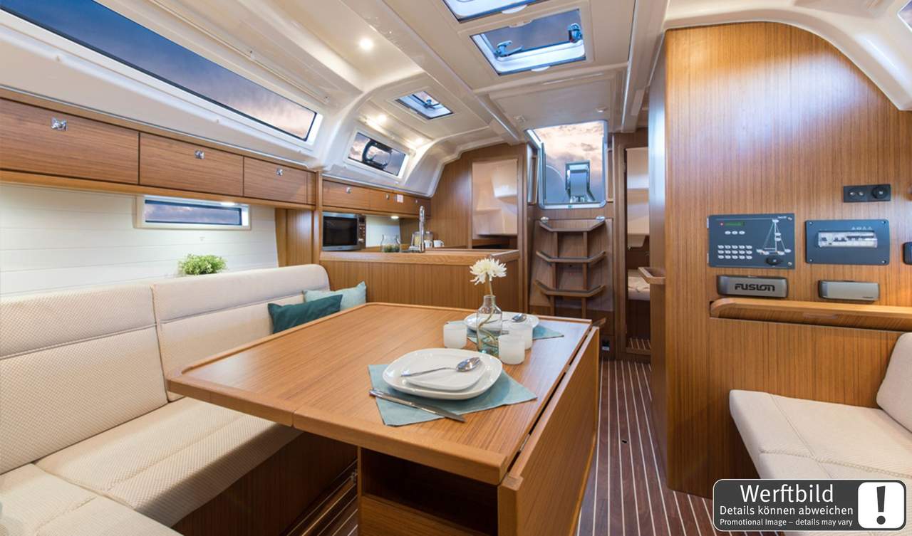 Photo #9 - Bavaria Cruiser 37 - 3 cab. (Bärbel) in  - 42658