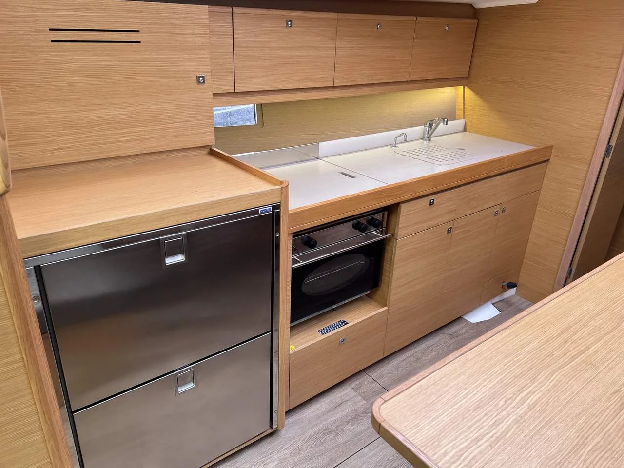 Dufour 382 GL (Freedom)  - 19