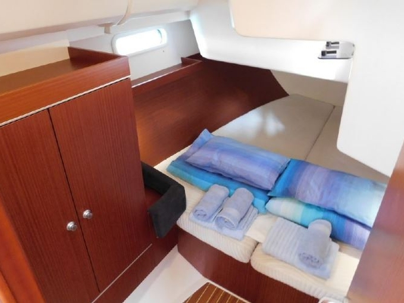 Photo #10 - Hanse 415 (Mickey) in Primosten - 42664