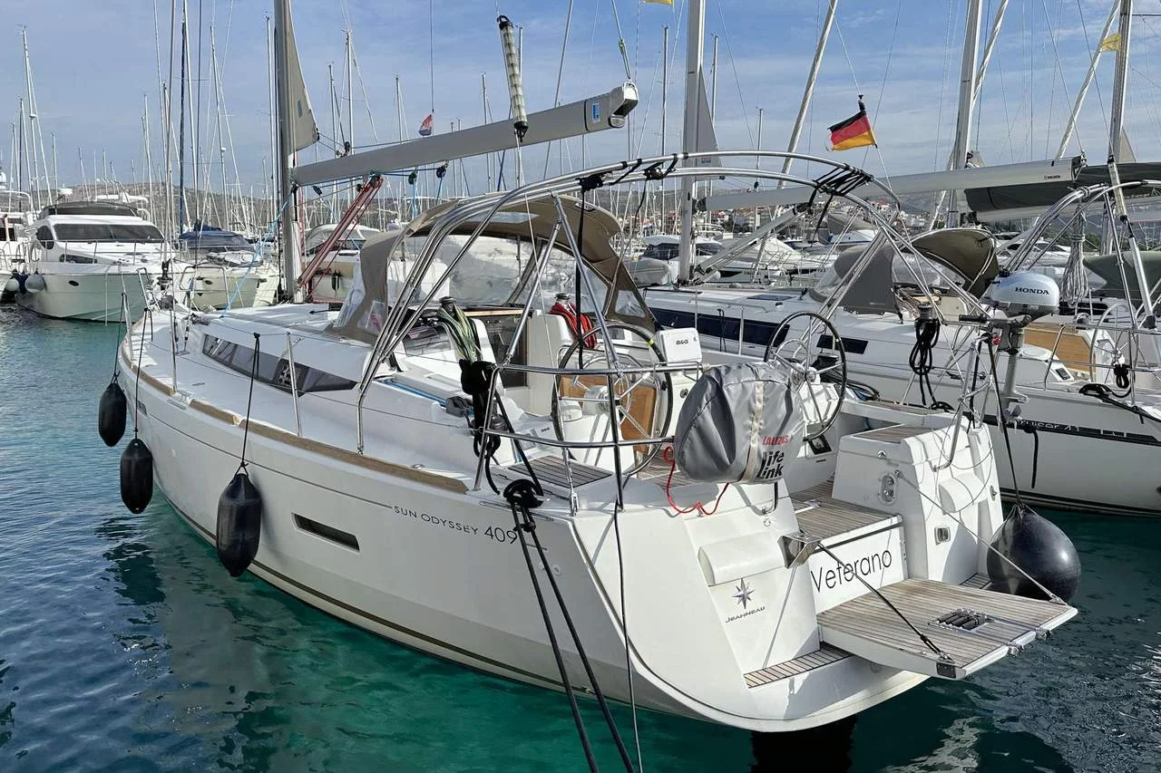 Sun Odyssey 409 (Veterano)  - 24
