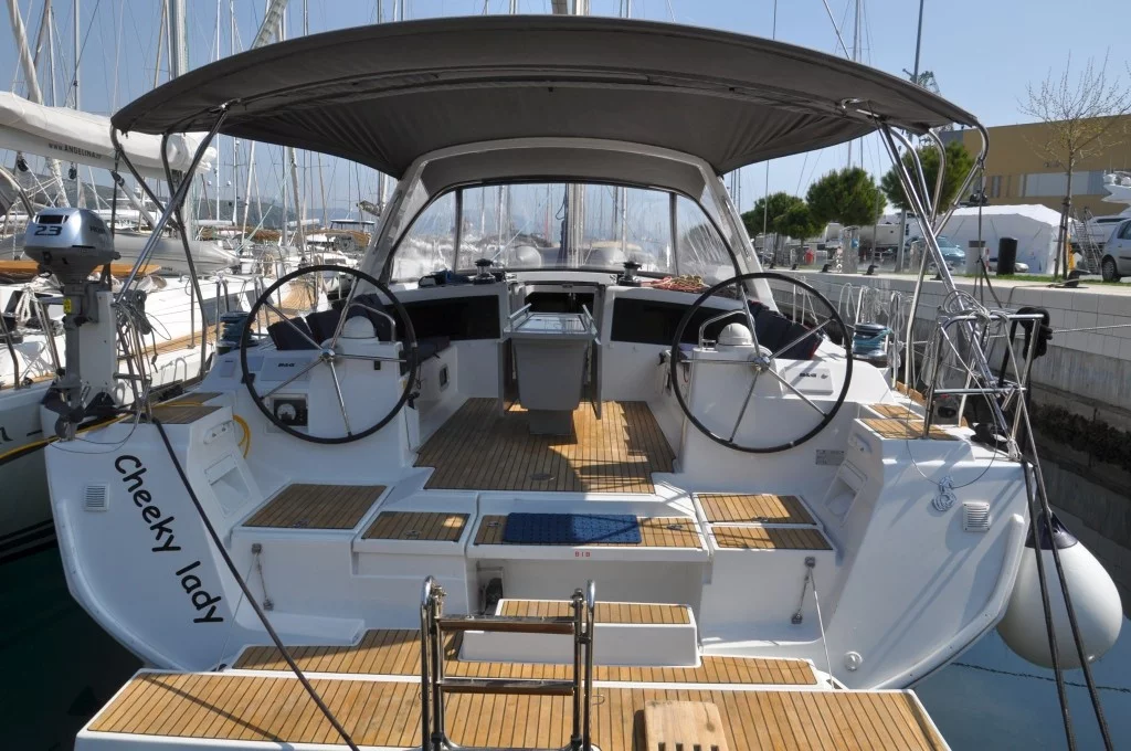 Oceanis 48 - 5 cab. (Cheeky Lady)  - 2