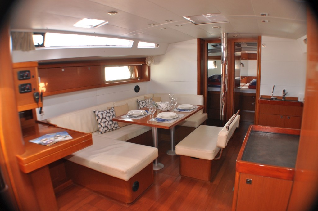 Photo #4 - Oceanis 48 - 5 cab. (Cheeky Lady) in Primosten - 42666