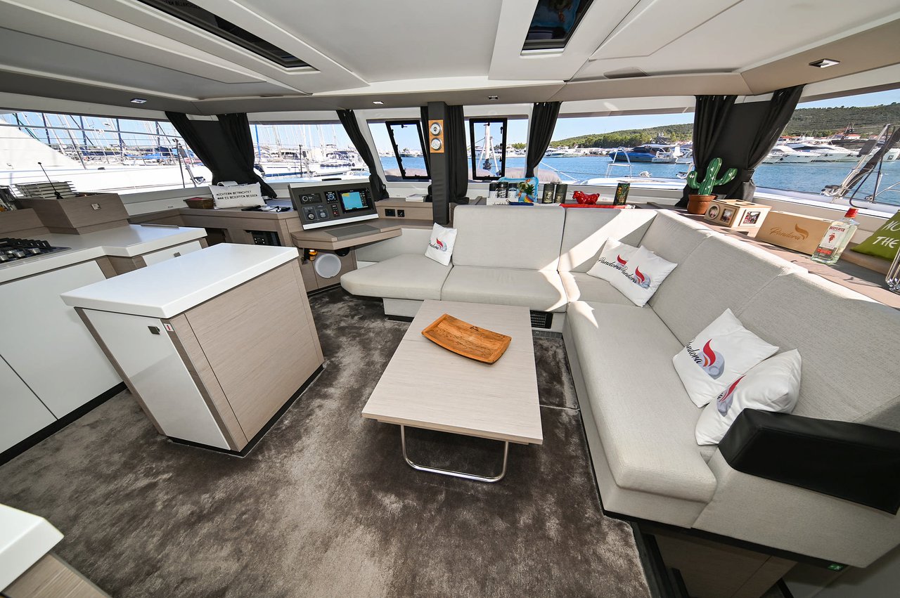 Photo #16 - Fountaine Pajot Saona 47 Maestro - 3 + 1 cab. (Pandora I) in Sukosan - 42668