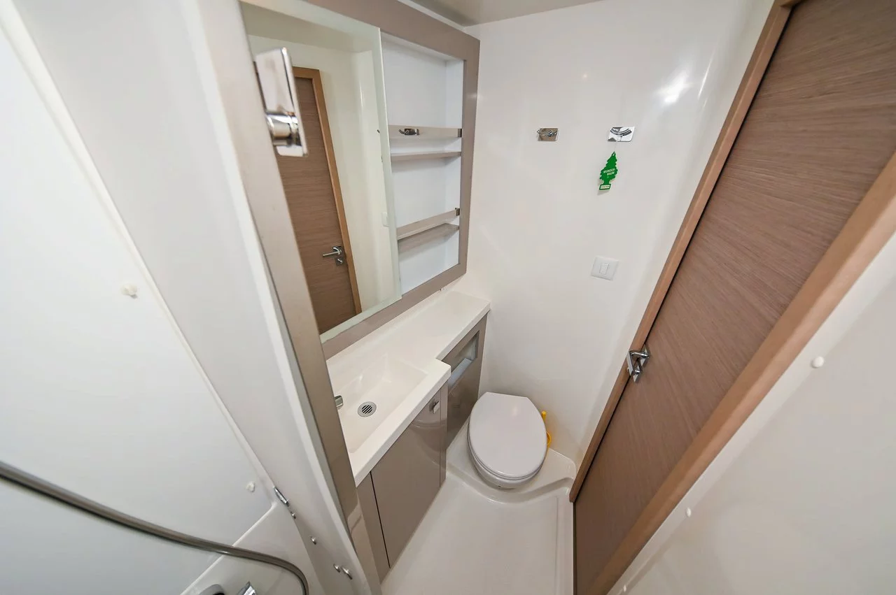Fountaine Pajot Saona 47 Maestro - 3 + 1 cab. (Pandora I)  - 29